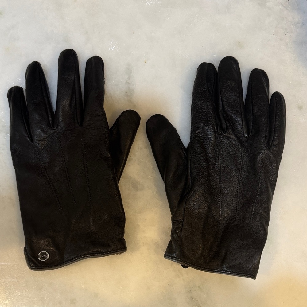Elma Black Lambskin Leather Gloves